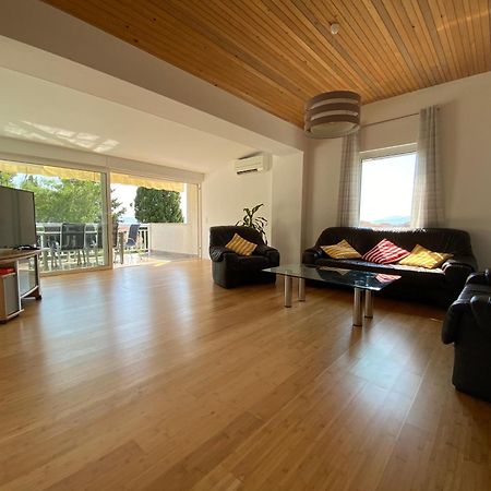 Villa Flora Kaštela Εξωτερικό φωτογραφία