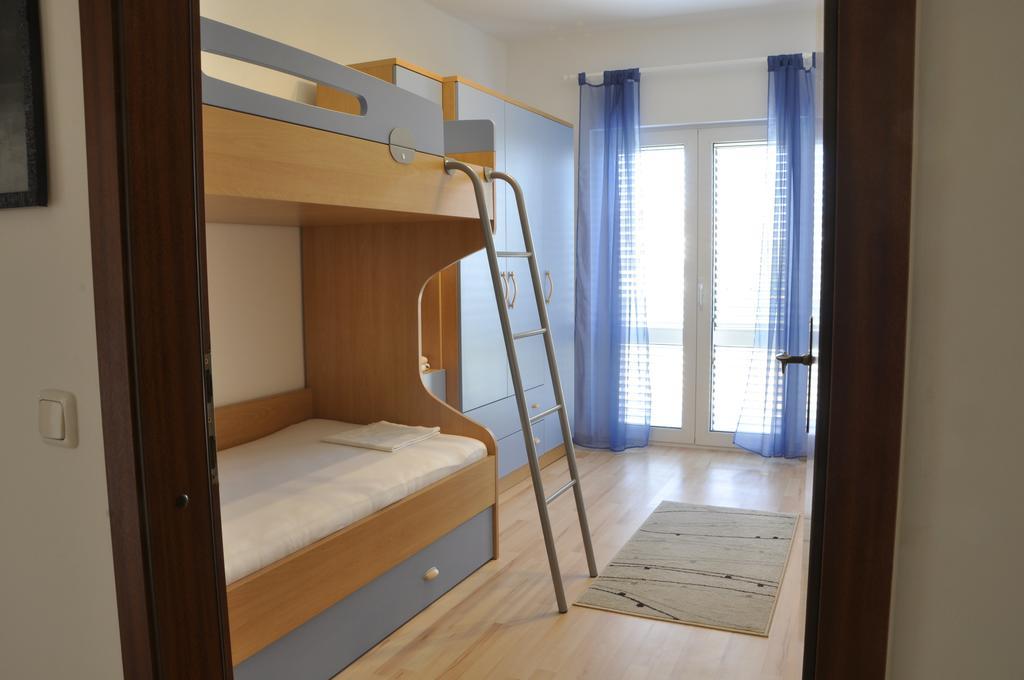 Villa Flora Kaštela Δωμάτιο φωτογραφία